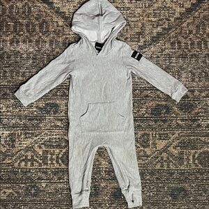 ROWE kids 🇨🇦 PLAY Cozy Grey Hooded Footie
